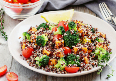 Ricetta insalata estiva quinoa e verdure