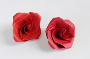 Origami Rosa fiore photo